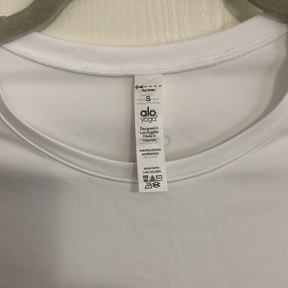 3 items All Women’s Tops Bebe, Alo & Autumn Cashmere one incredible price - Picture 6 of 11